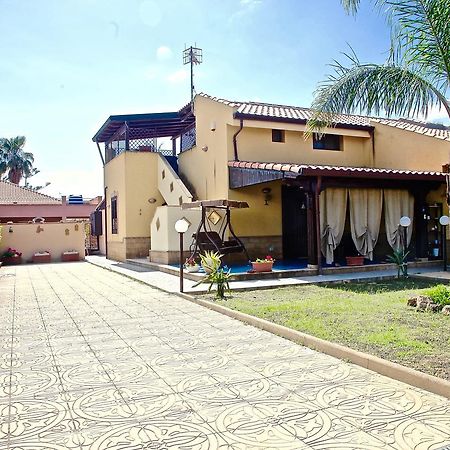 Apartmán Acasaammari Campofelice Di Roccella Exteriér fotografie