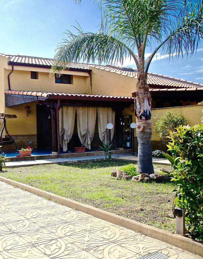Apartmán Acasaammari Campofelice Di Roccella Exteriér fotografie